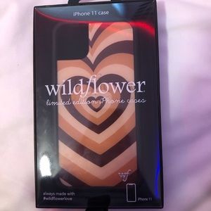 wildflower iphone 11 latte love case